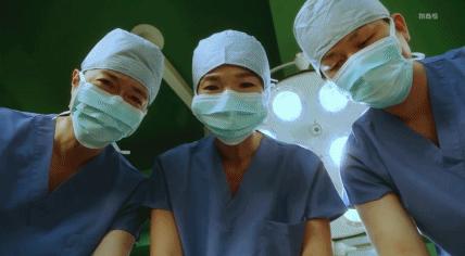 岛国片就是脑洞奇葩，居然让黑帮男子变性成萌妹去出道？