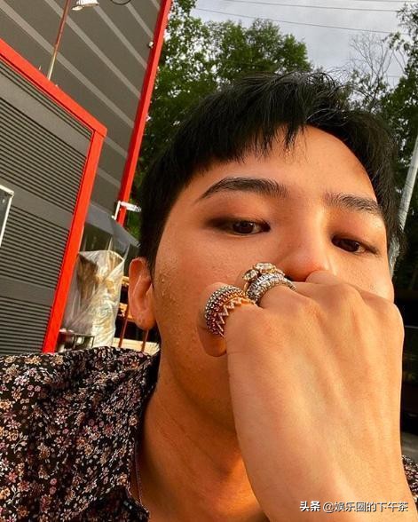 gd权志龙直拍,gd权志龙拍照风格