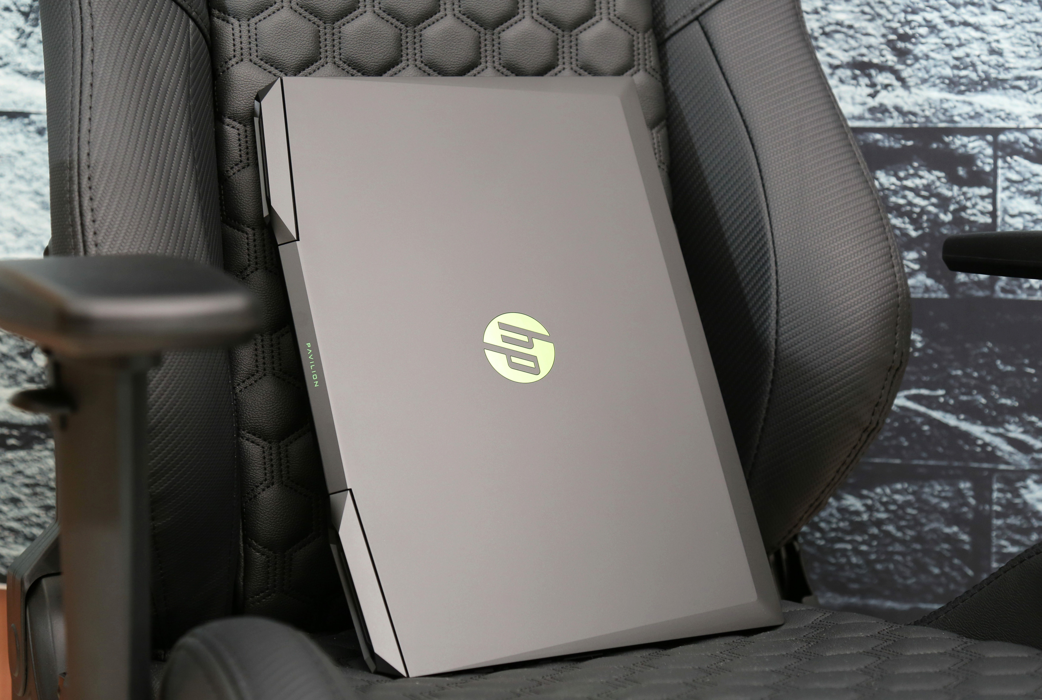 2017年惠普轻薄游戏本光影精灵6,惠普光影精灵6锐龙版高色域