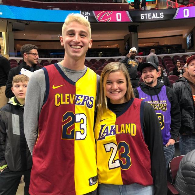 詹姆斯湖人时期回到热火狂砍51分,詹姆斯爆发创3大纪录助湖人险胜