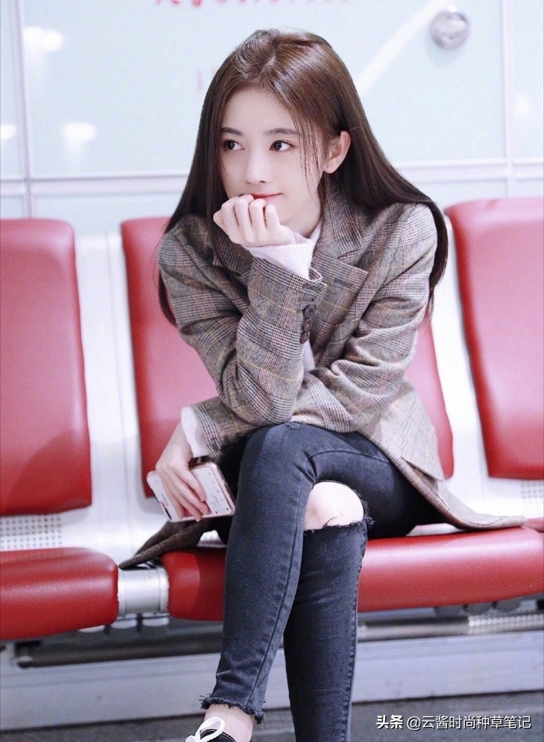 正确洗头发洗柔顺不毛躁,洗完头怎么吹干不伤发