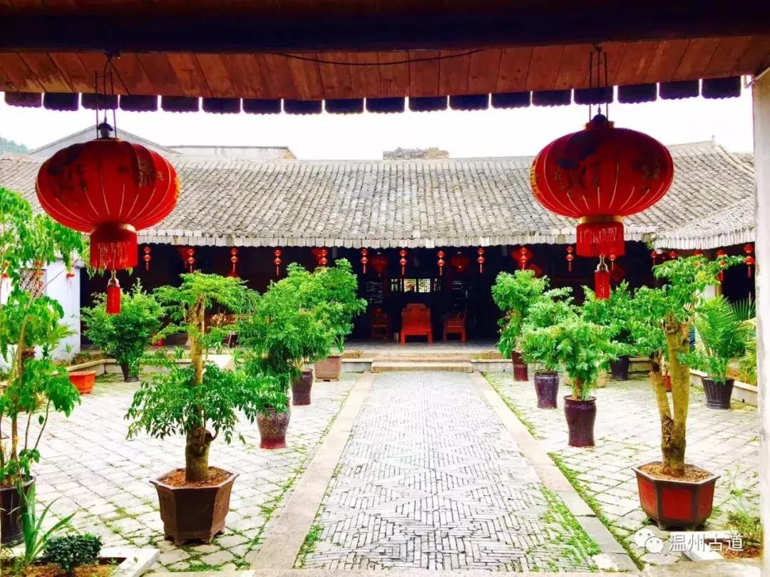 千年古村平阳县鸣山村古城夜景,平阳昆阳鸣山古村落