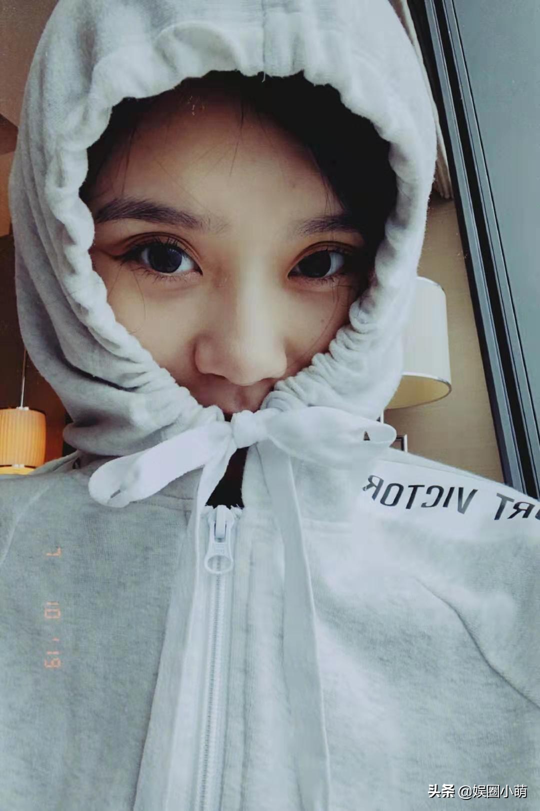 奚梦瑶生产产后照片,奚梦瑶剖腹产后首次亮相