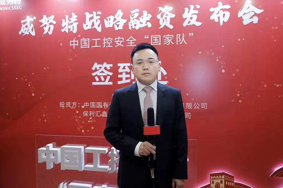 80后精神小伙辞职创业,80后小伙辞职后创业