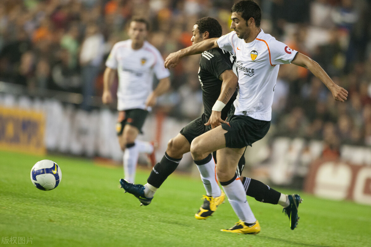 疑惑！“死守反击偷三分”战术三轮拿到四分，但球迷却并不满意