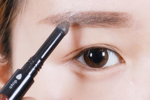 bb霜化妆的时候可以直接涂吗,bb霜怎么化妆不容易掉