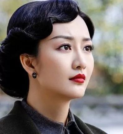 刘嘉玲最年轻的样子,刘嘉玲易容术真实身份