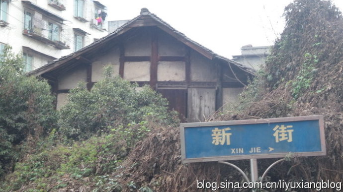 简阳石桥的位置,90年代的简阳石桥镇大街照片