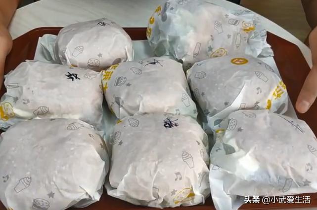 买遍华莱士,华莱士炸鸡汉堡多少钱一份