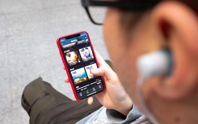 超长续航蓝牙耳机久戴不累防水,可洗澡防水降噪蓝牙耳机