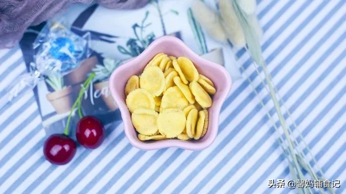 自制小零食不用白糖也不用奶,只需要纯牛奶和糖做的小零食
