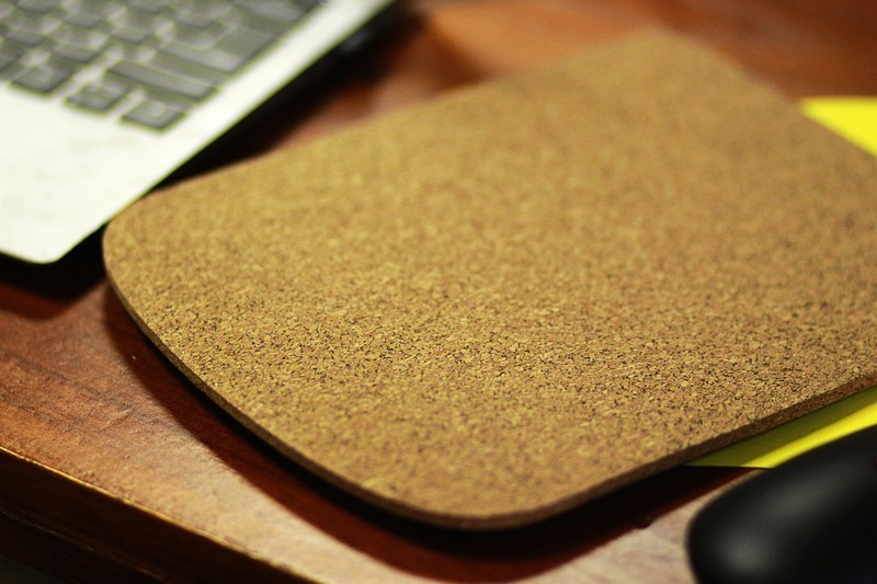 鼠标垫防硌手立体护腕硅胶,鼠标垫天然软木护腕怎么样