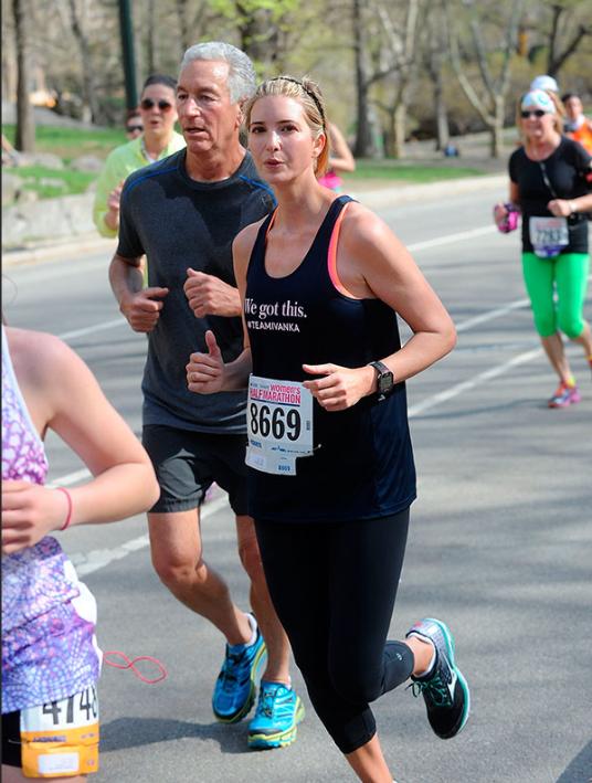 特朗普的女儿伊万卡年轻照片,美国特朗普女儿伊万卡视频