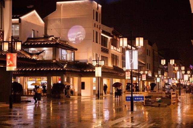 农村小超市销售过期商品,小店快过期的商品怎么办