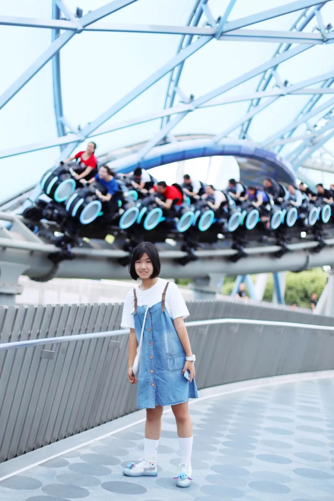 暑假去重庆两个人多少钱,暑假两个人去西藏需要多少钱