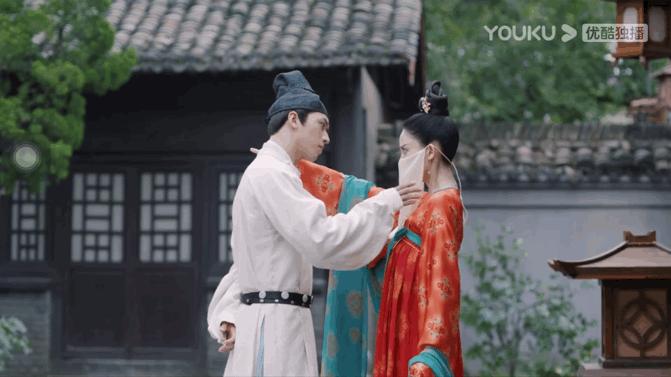 娜扎许魏洲风起霓裳今日开播,风起霓裳中许魏洲抱古力娜扎骑马