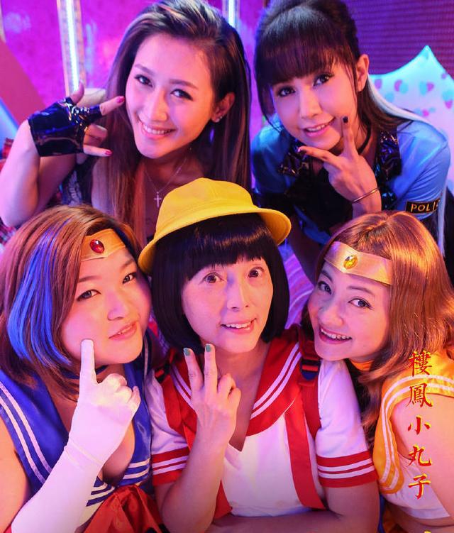 港囧赵薇吻戏片段,港囧赵薇倒立片段视频