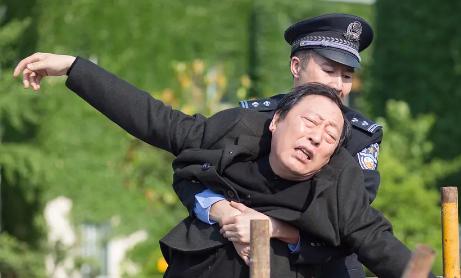 “我这都是为你好”：比PUA更普遍的，是这种情感软*力暴**