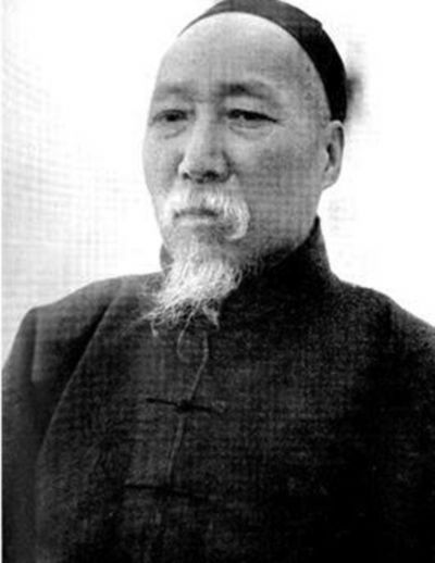 他助大哥登上“*疆新**王”宝座，却被杨增新痛下杀手