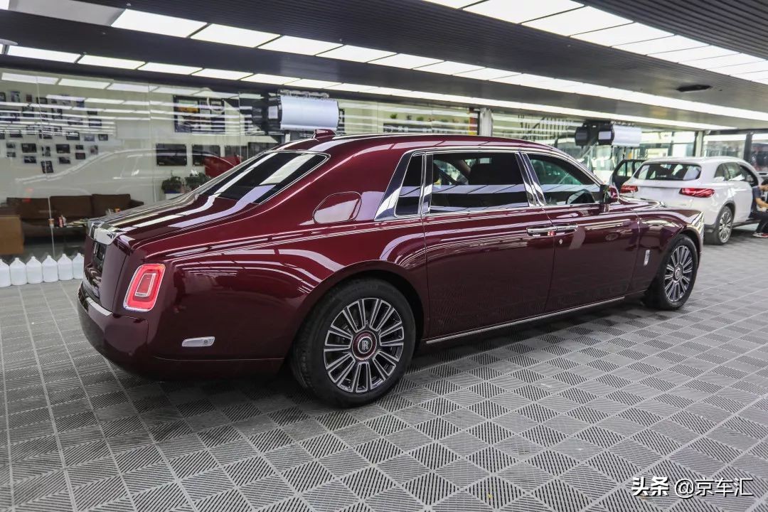 全球限量劳斯莱斯幻影龙版,全球限量版劳斯莱斯老爷车敞篷