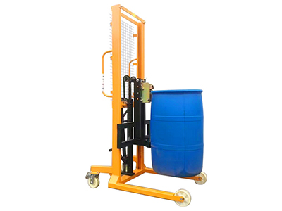 根据需求选购仓储叉车