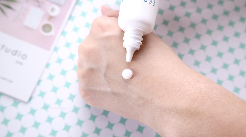 悦诗风吟祛痘小白瓶,悦诗风吟小白管祛痘测评