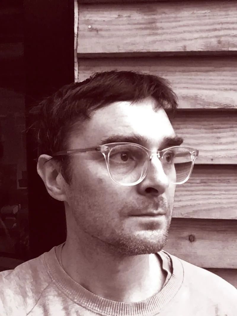 与POPMART合作，这位设计师来自坎伯韦尔插画专业