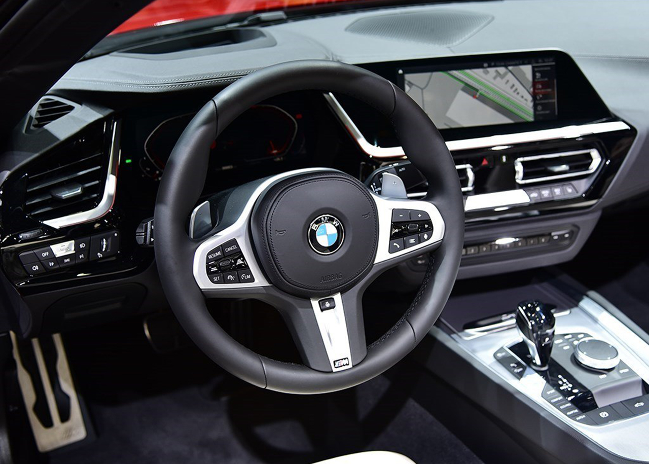 保时捷718和宝马z4哪个好,最便宜宝马两座跑车