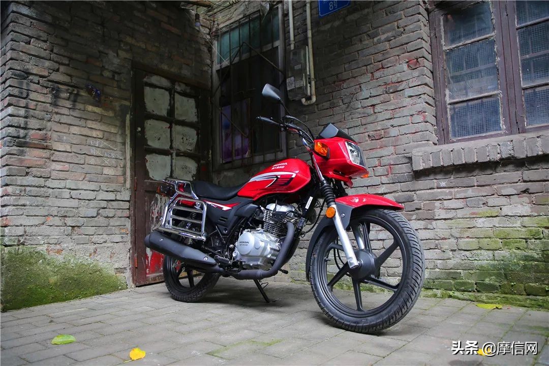 新大洲本田战飚评测,新大洲本田战龙试驾