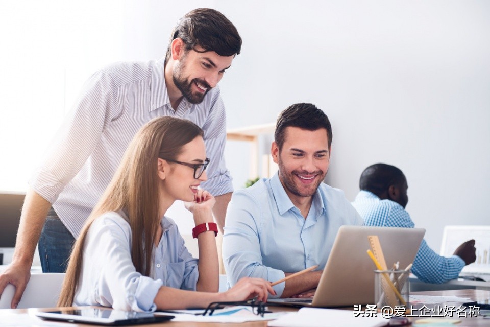 口袋没钱就要努力,口袋没钱没法翻身