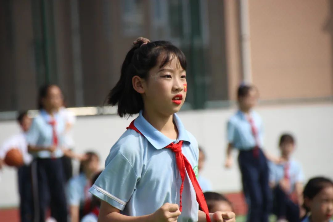 建*党**百年喜迎国庆——西安经开第二小学队列队形广播*比操**赛