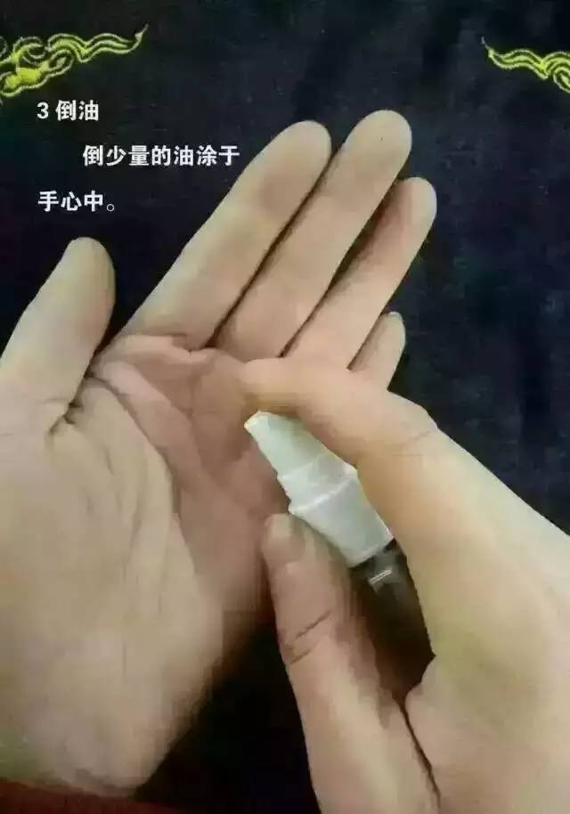 橄榄核雕盘玩怎么不开裂,十年的橄榄核雕还有开裂的吗