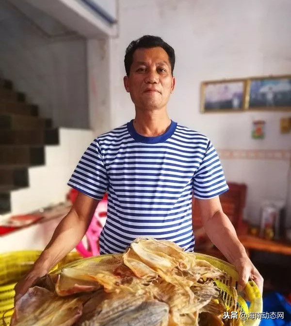 海南临高的“马袅海鸭”和海产品干货已成了“网红”