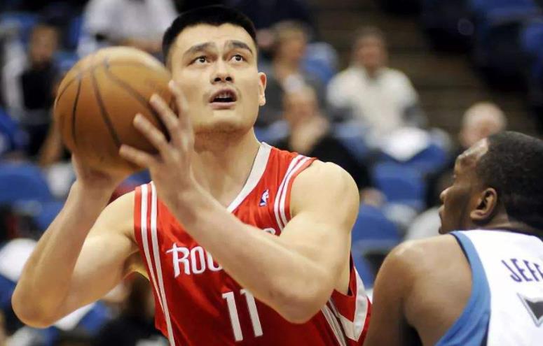 艾尔杰弗森现在在哪个队,艾尔杰弗森重回nba