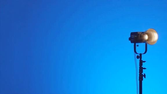 镝灯和钨丝灯有什么区别,钨丝灯与镝灯的插头区别