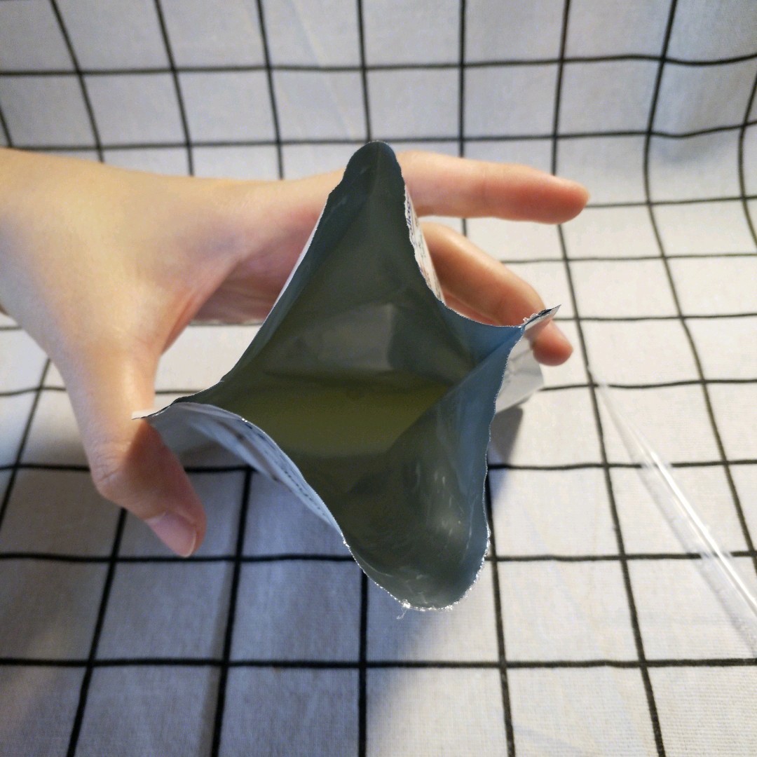 长痘痘的脸怎么拯救下去,长痘痘的肌肤怎么修复