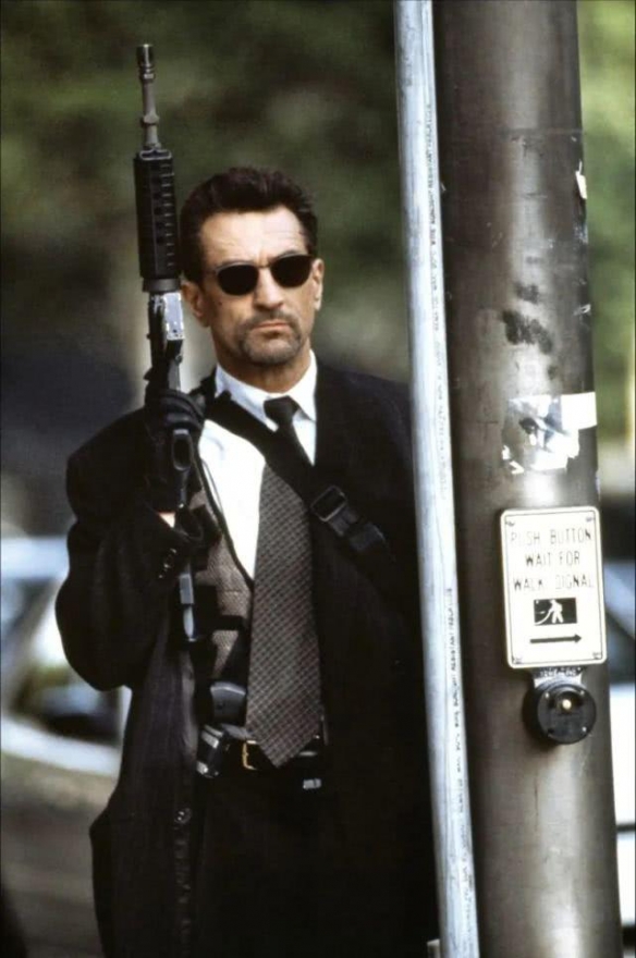 盘点十大经典“抢银行”电影,高智商犯罪抢银行电影解说