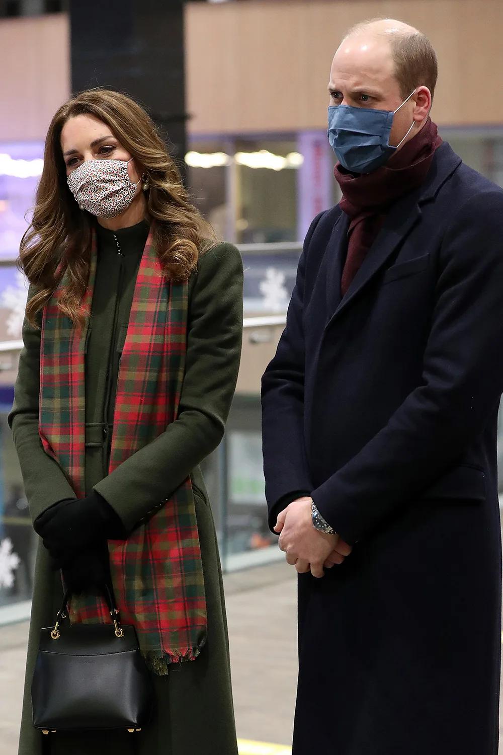 这才是KOL！莱后救公司于水火，凯特王妃令手袋品牌业绩翻番