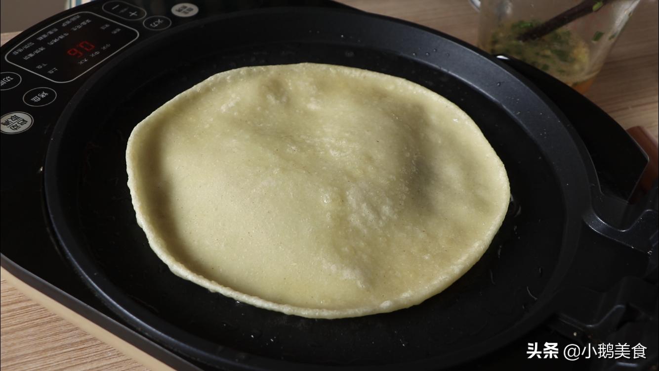 鸡蛋灌饼个个鼓大泡的窍门,买的鸡蛋灌饼怎么鼓大泡