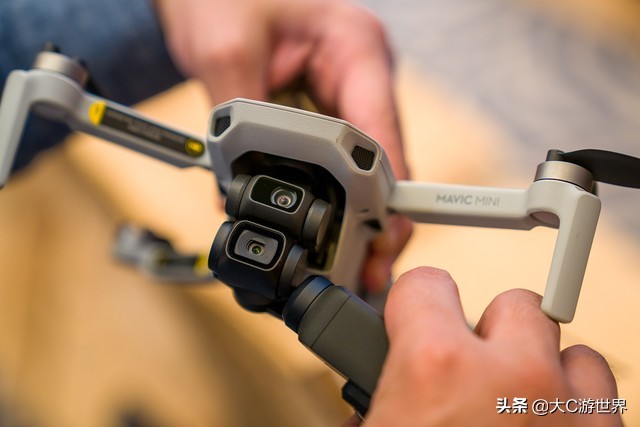 大疆御mavicmini无人机价格,大疆御mavic2无人机评测