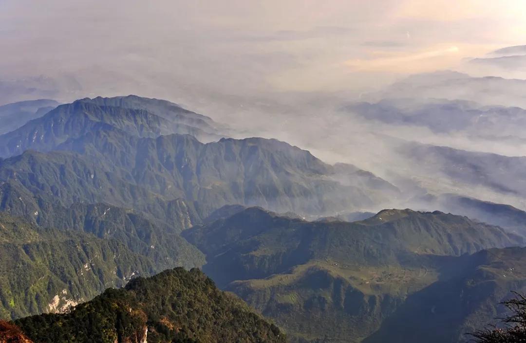 四川哪座城市被称为海棠香国,四川适合周末度假的地方