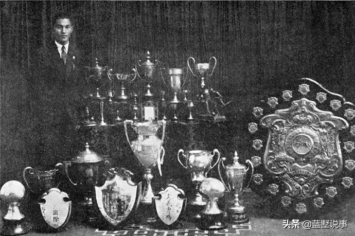 德国史上十大足球巨星,德国足球十大巨星排名