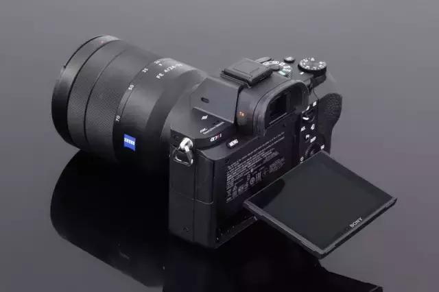 佳能单反微单入门推荐,拍照片是单反好还是入门微单好