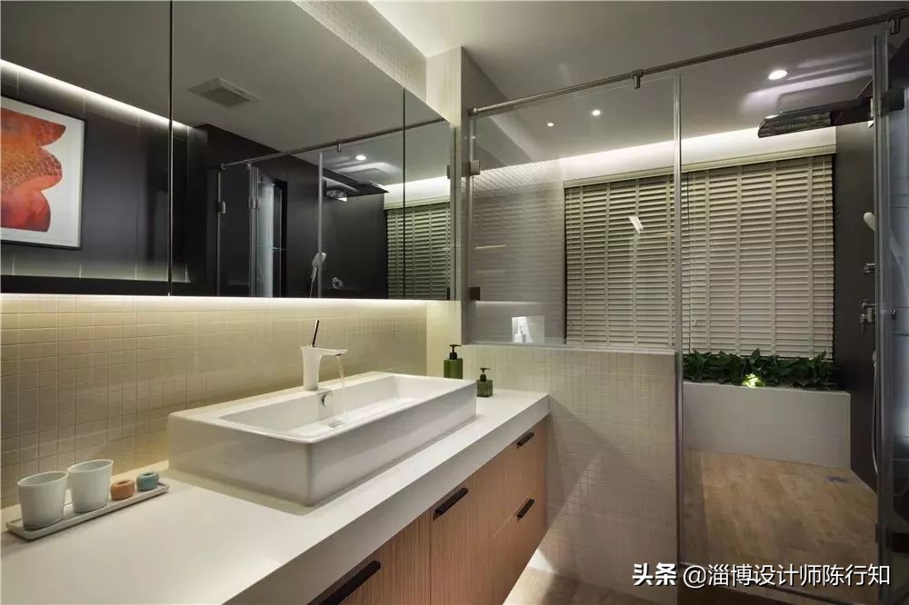 卫生间干湿分离砖墙和玻璃隔断,干湿分离卫生间用推拉门还是隔断