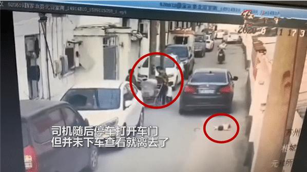 婴儿车婴儿在里面摔了有事吗,婴儿车倾倒怎么判断婴儿是否受伤