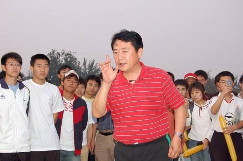 沈祥福老师,足球教练沈祥福简介