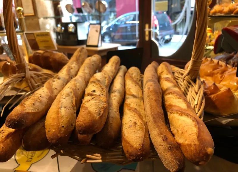 开一家蛋糕面包店赚钱吗,开早餐面包店赚钱吗