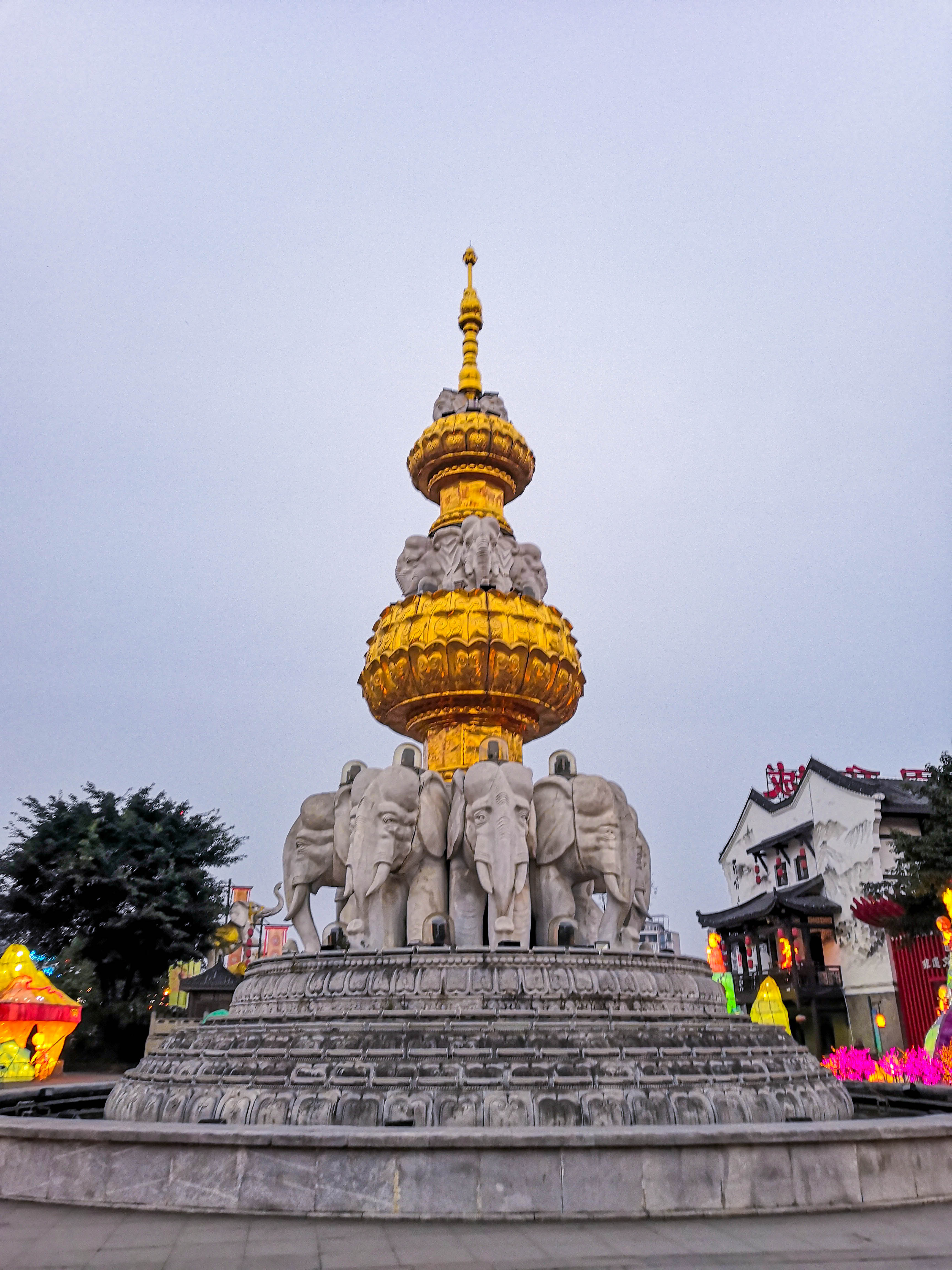 峨眉山冬雪仙境,峨眉山象城旅游