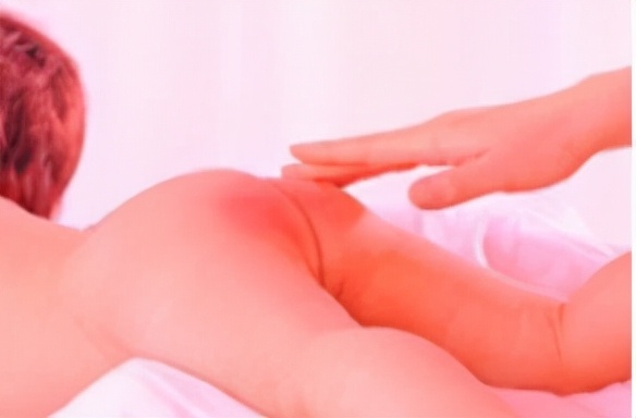 宝宝24小时护理详细流程,婴儿宝宝私部护理