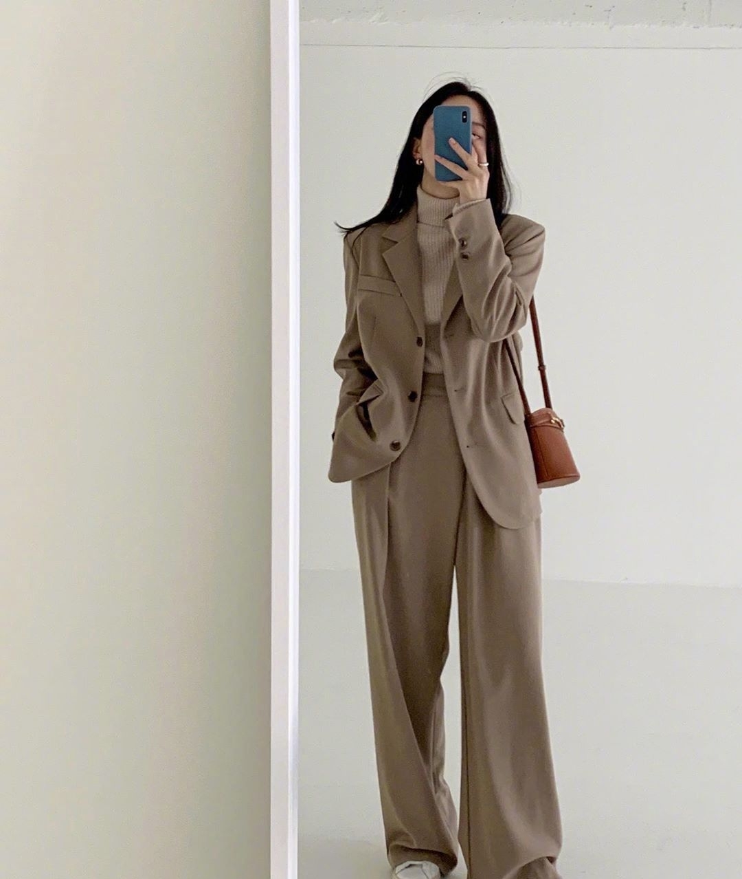 一款最流行的奶茶色,charlottetilbury奶茶色